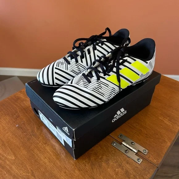 adidas | Shoes | Adidas Nemeziz 74 Youth Black And White  display picture 3
